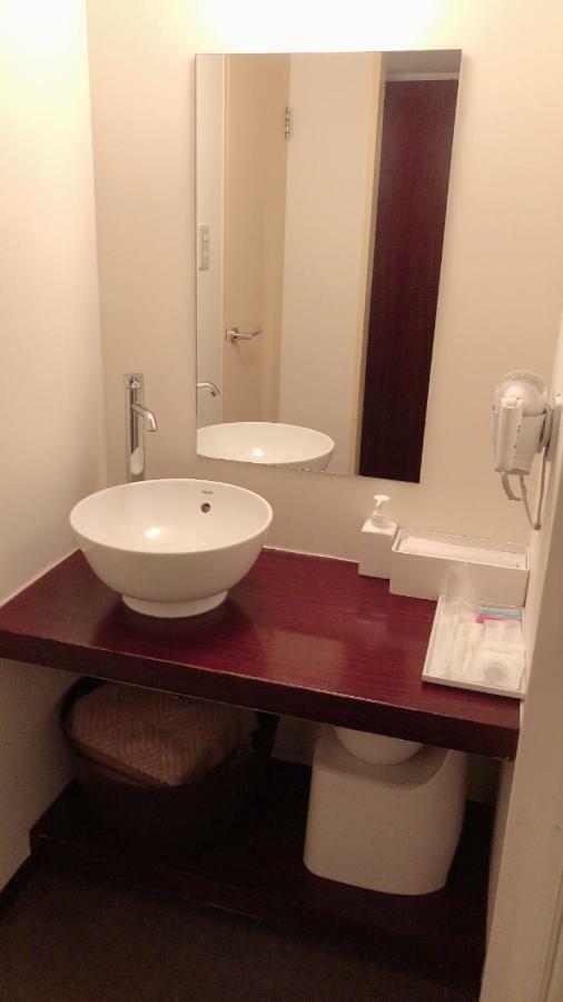 Love hotel Hills Gotanda Tokyo