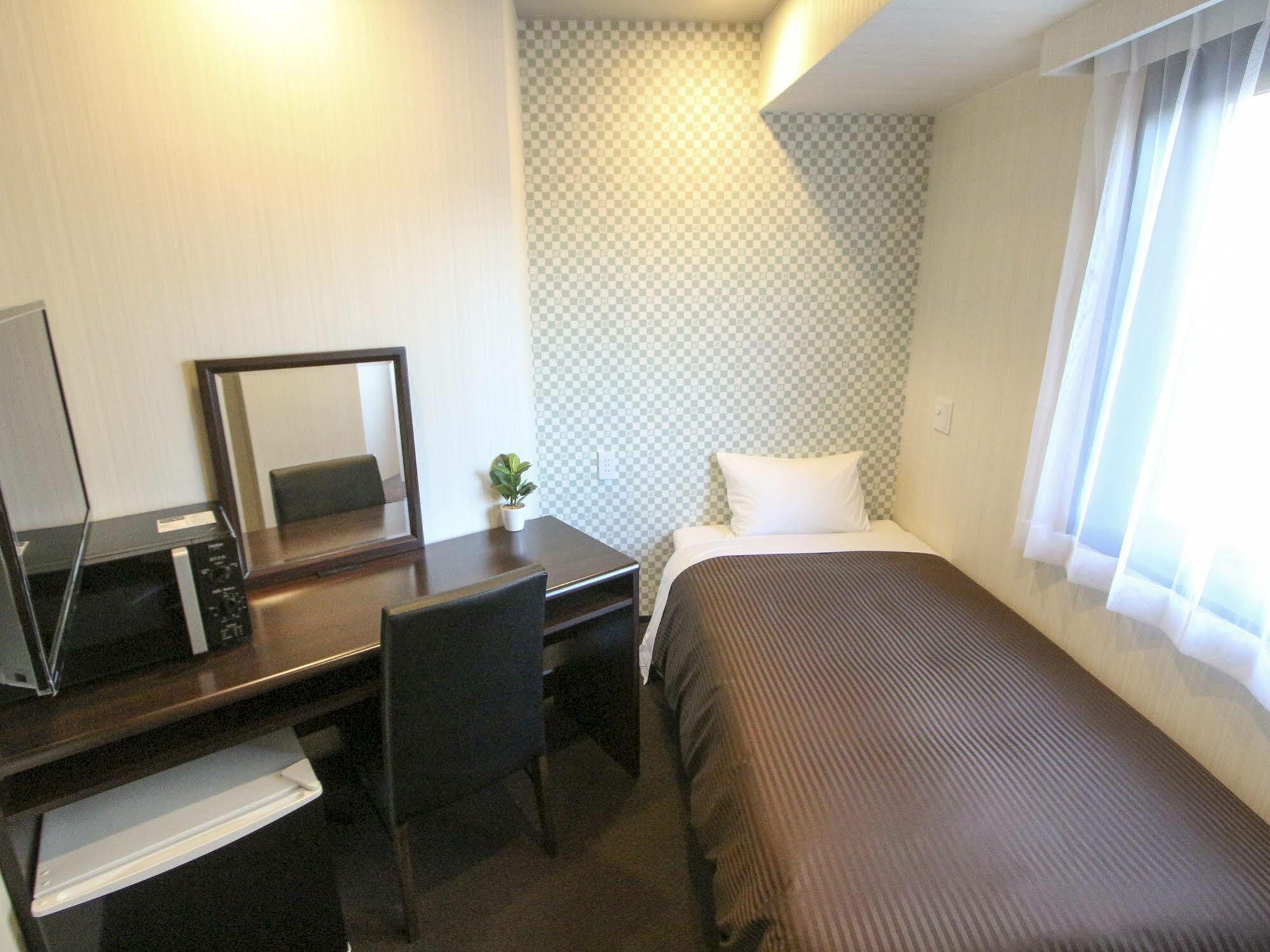 Hotel Livemax Nihonbashi Hakozaki 3*