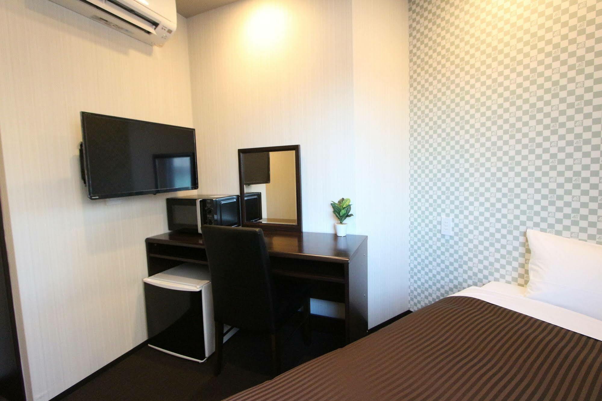 Hotel Livemax Nihonbashi Hakozaki 3*