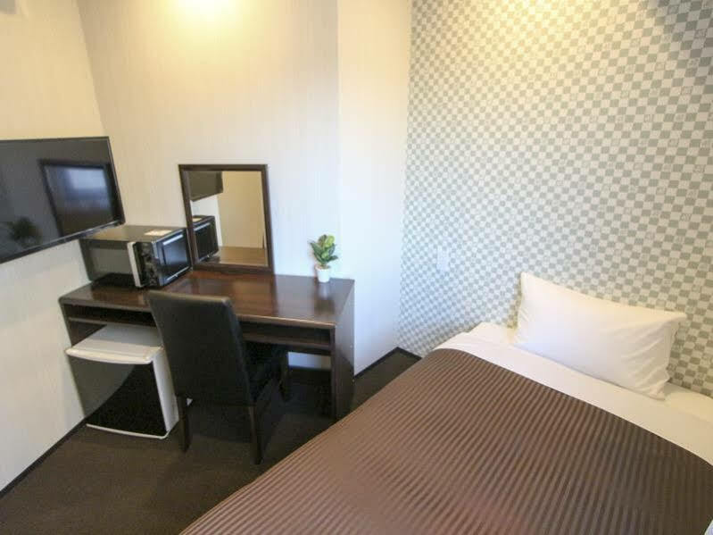 Livemax Nihonbashi Hakozaki Hotel 3*
