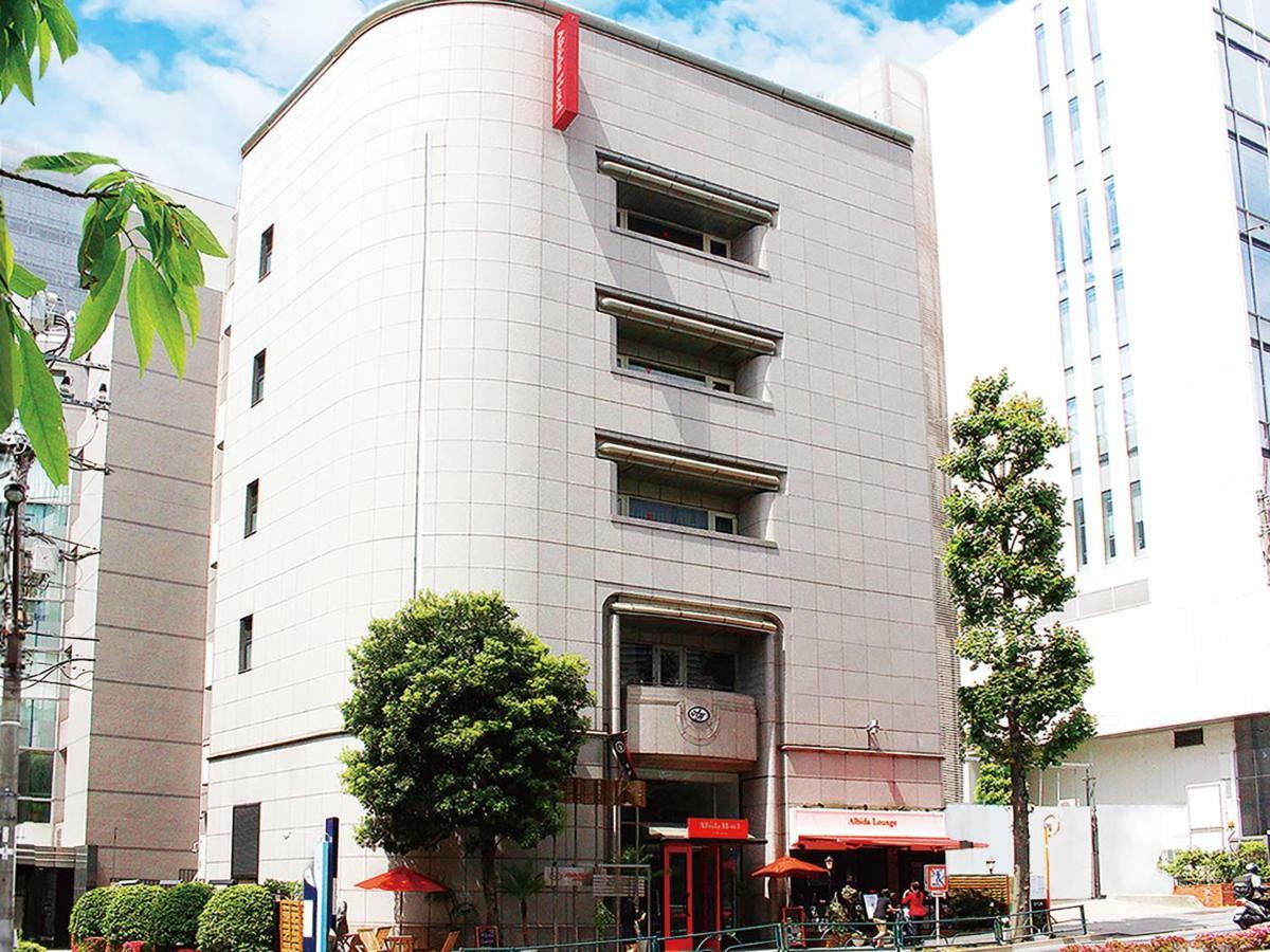 Capsule hotel Albida Aoyama Tokyo