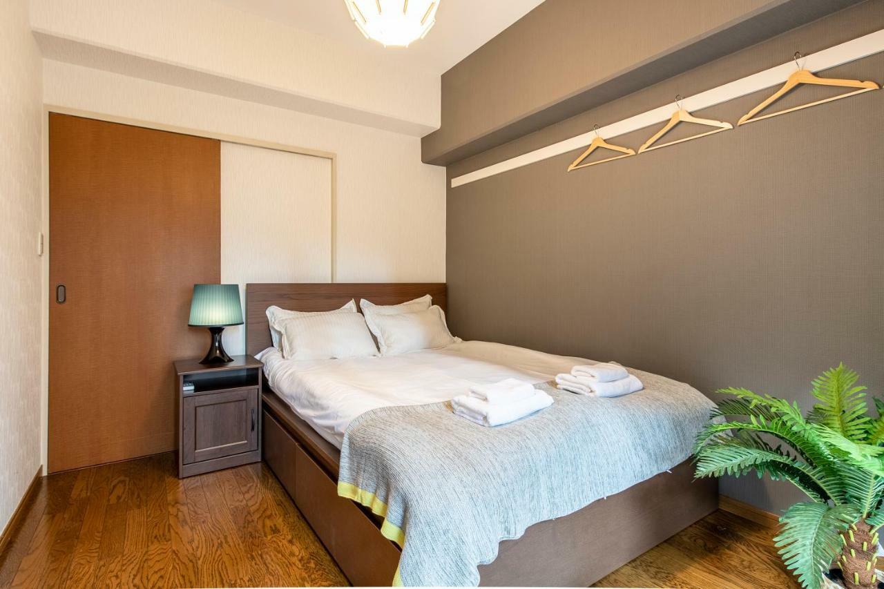 Uhome Akihabara 3 3*