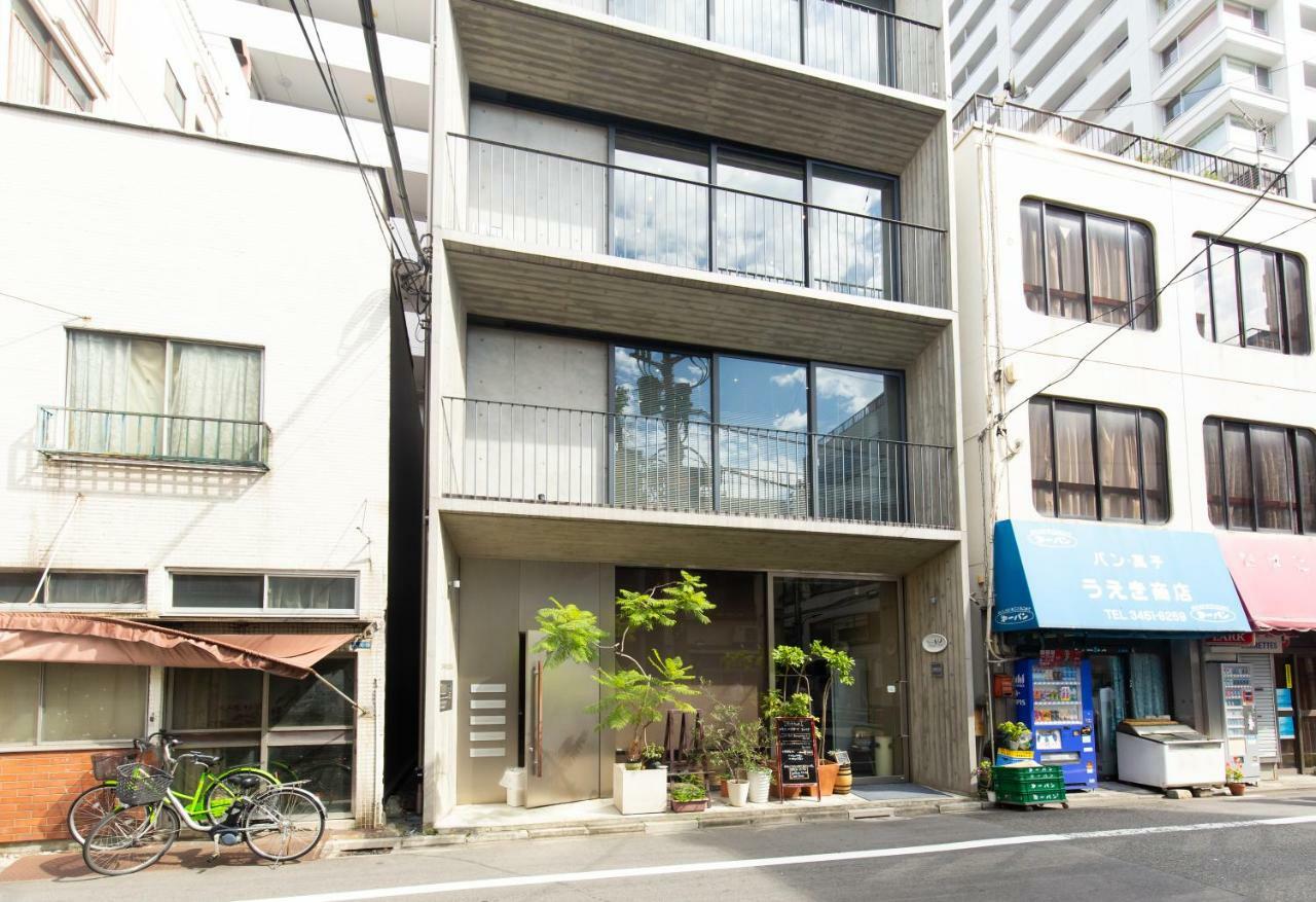 Grass Bldg *
