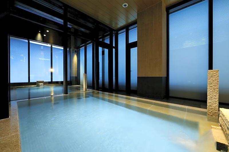Candeo Shimbashi Hotel 4*