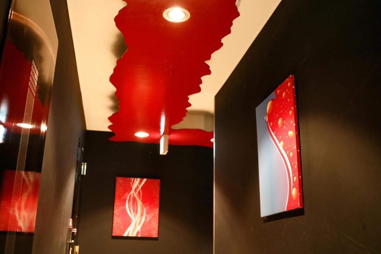 Love hotel Le Club (adults Only) *
