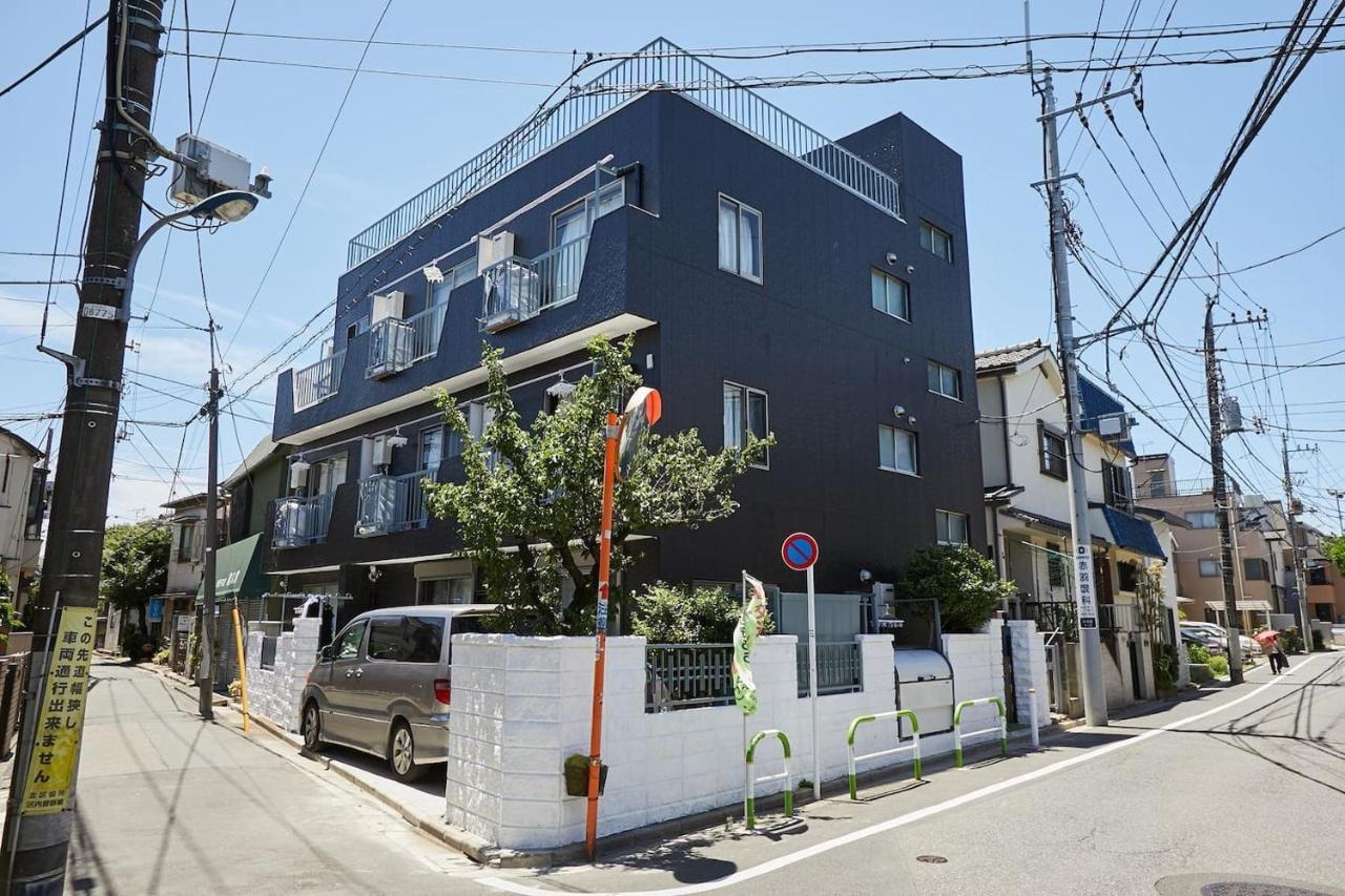 Akabane Tk Building 202 *