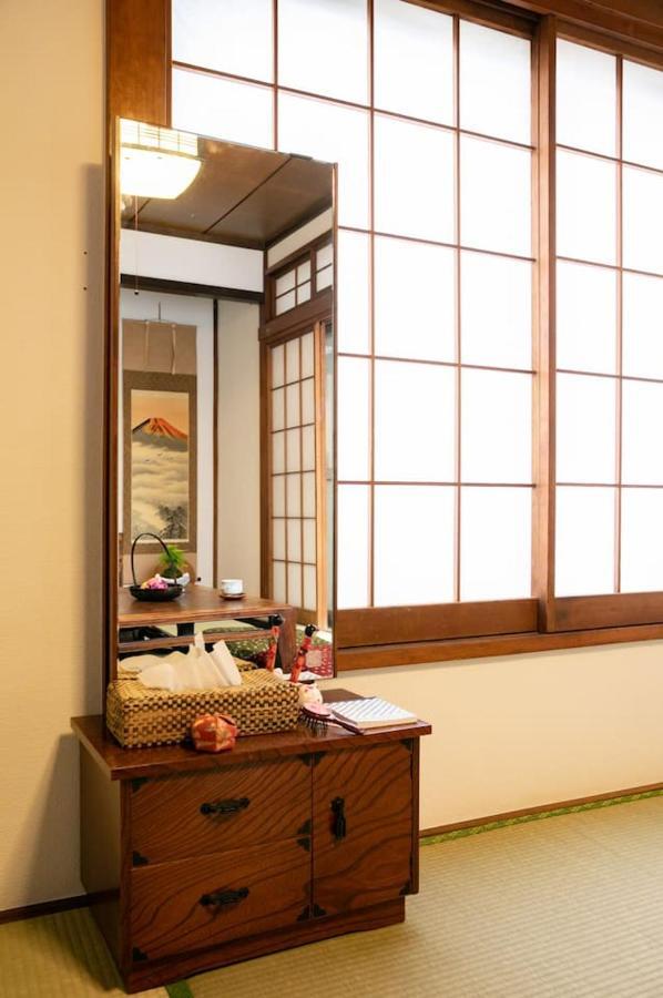 Japanese Traditional House Near Ueno, Skytree And Asakusa *