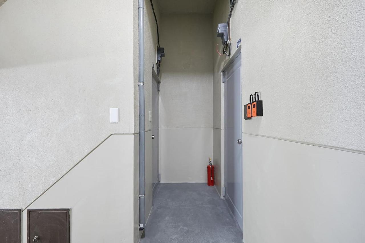 Apartment Kamiya Tk Building 301 *