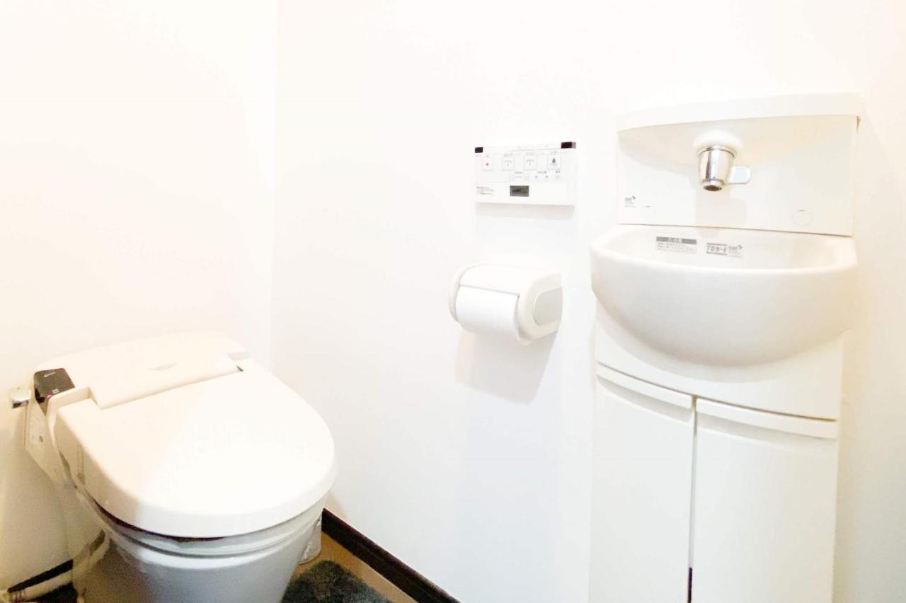 Yahiro 4-chome House 2f,3f Apartment Tokyo