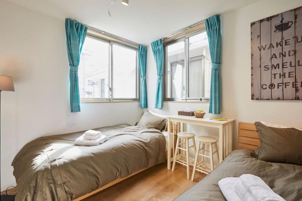 Apartment 【great Location!】near Shinjuku Sta./cafe#202 *