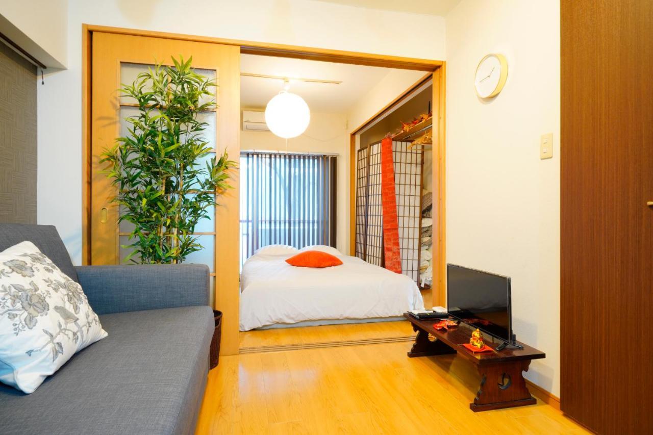 Sakura And Autumn Leaves Apartment *