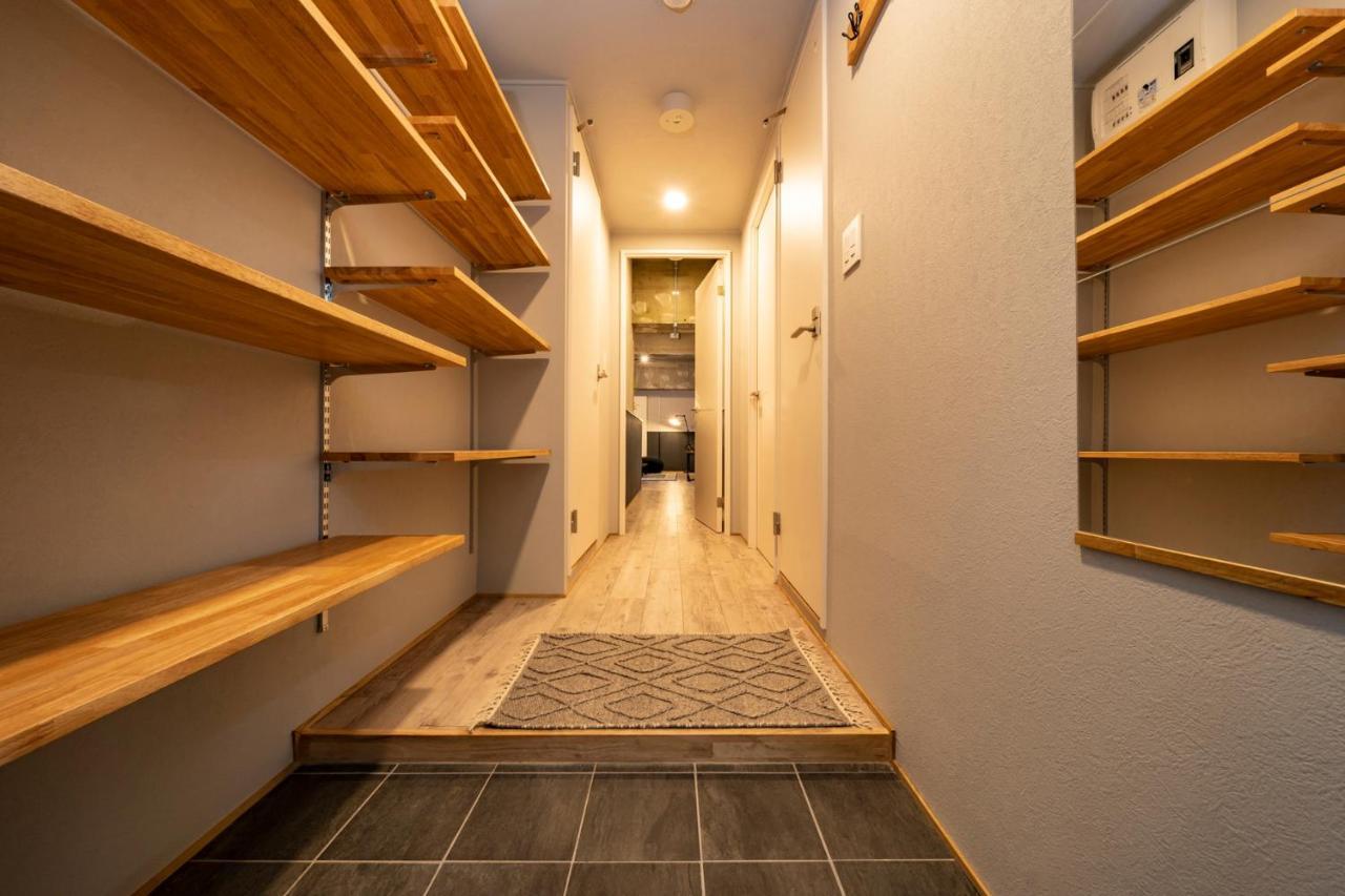 Eims Oomori206 Apartment