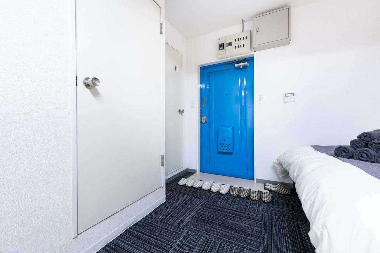 Apartment Tsukimura Building