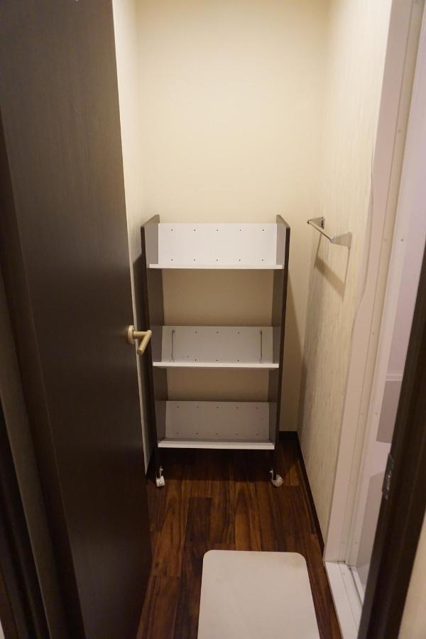Capsule hotel Uno Capsule Okubo Tokyo