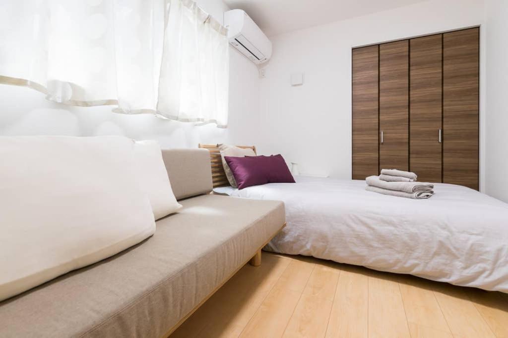Apartment Nishi-sugamo Guest House. 2min To Nishi-sugamo Sta. 13min To Ikebukuro Sta.