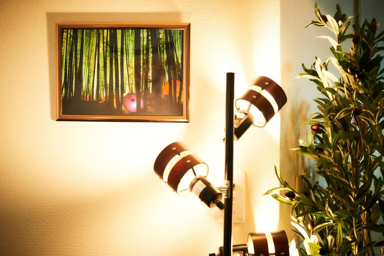 S'casa Nishishinjuku Apartment