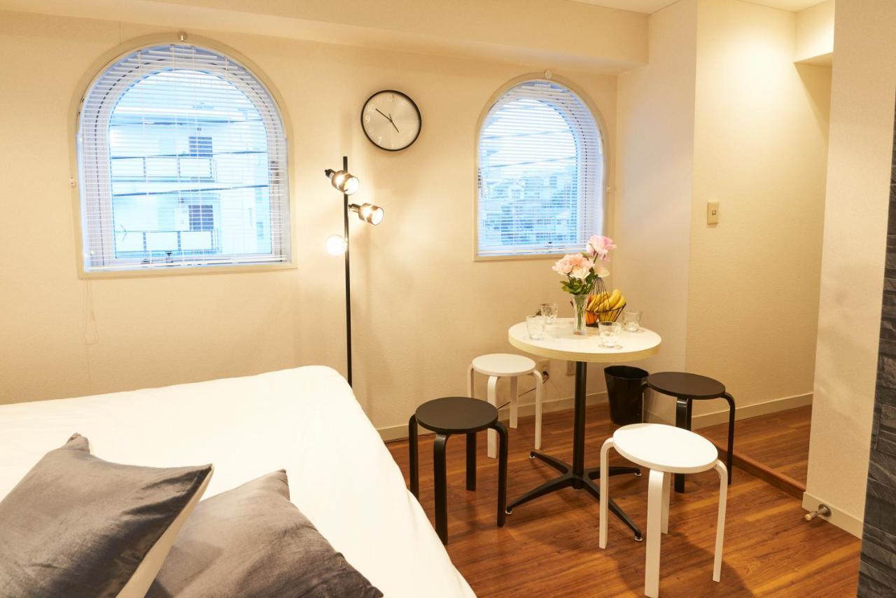 S'casa Nishishinjuku Apartment