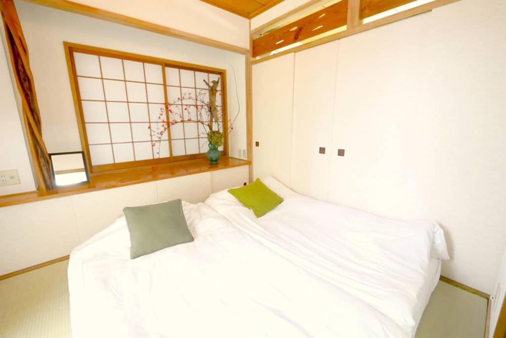 マスク配布ありa5 新宿10分 10人宿泊可能 出張在宅勤務に最適!!宿泊型テレワークスペース!!wifi完備 回線安定してます!!長期宿泊受付中 Apartment