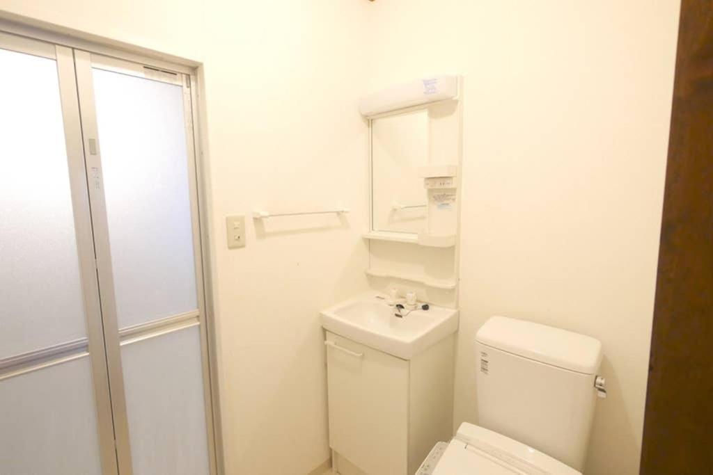 マスク配布ありa5 新宿10分 10人宿泊可能 出張在宅勤務に最適!!宿泊型テレワークスペース!!wifi完備 回線安定してます!!長期宿泊受付中 *