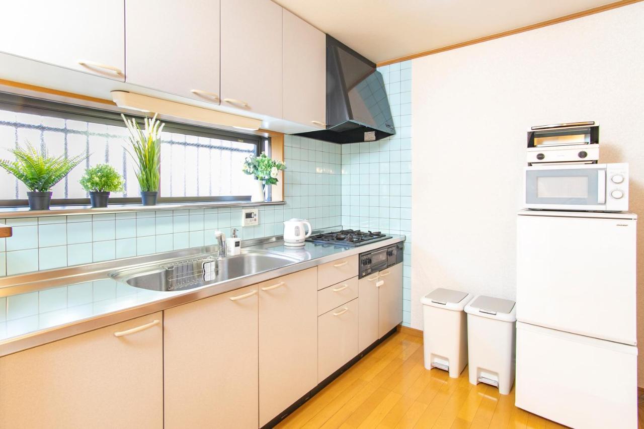 Apartment Harmonia Koiwa: Convenient For 6