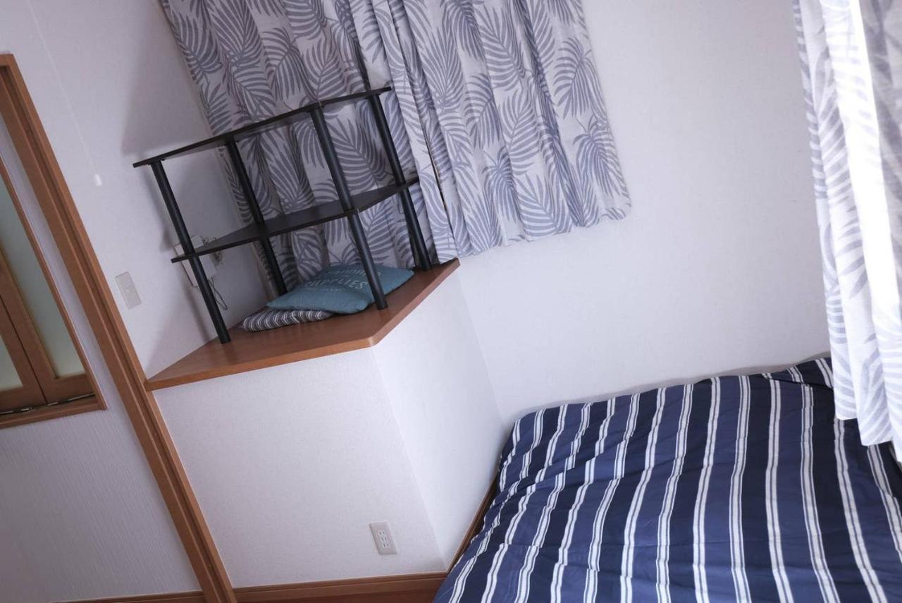 Apartment Nezu House