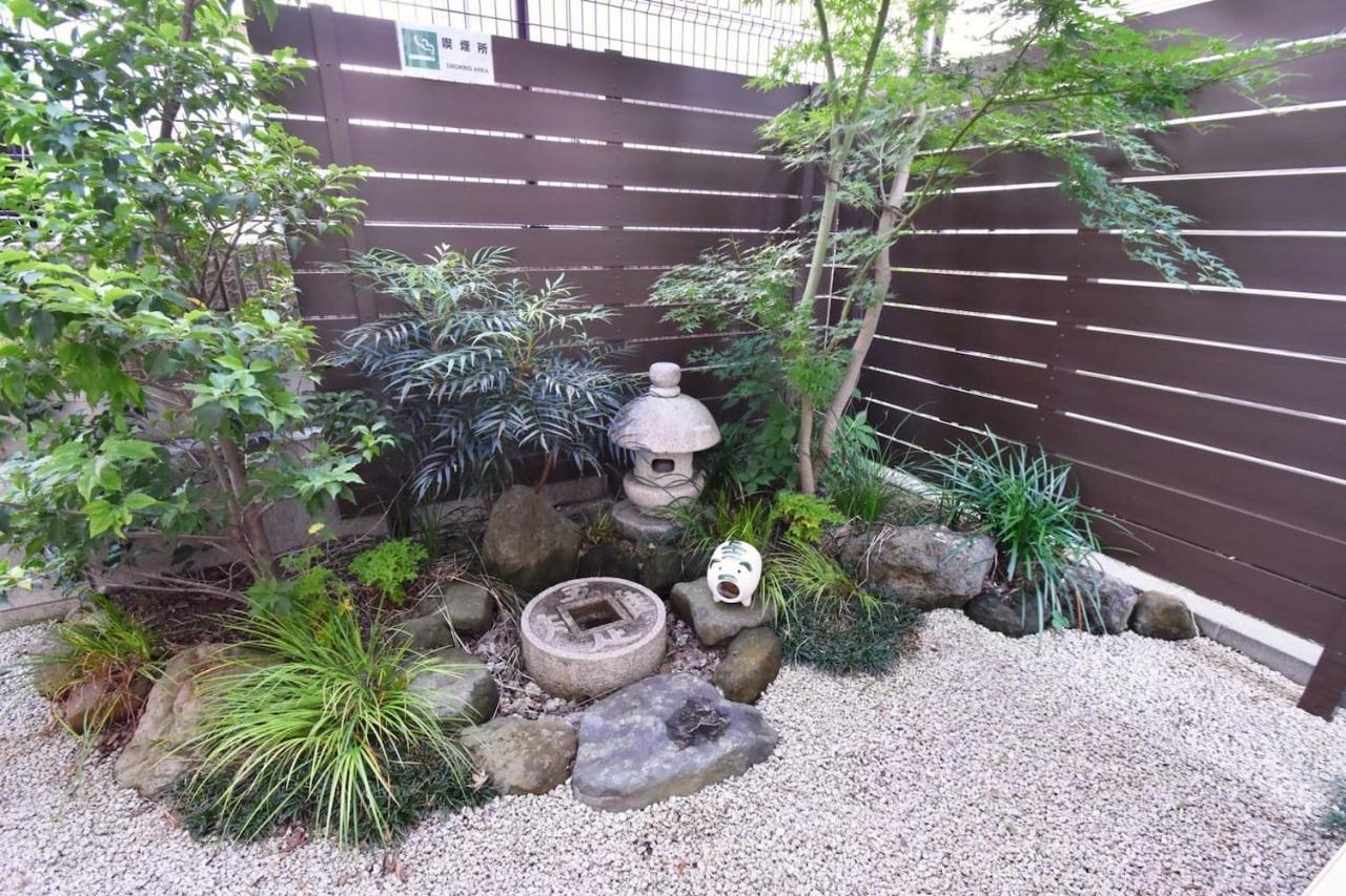 Apartment 大人気 Disneylandまですぐ ディズニーテーマの駐車場付一軒家