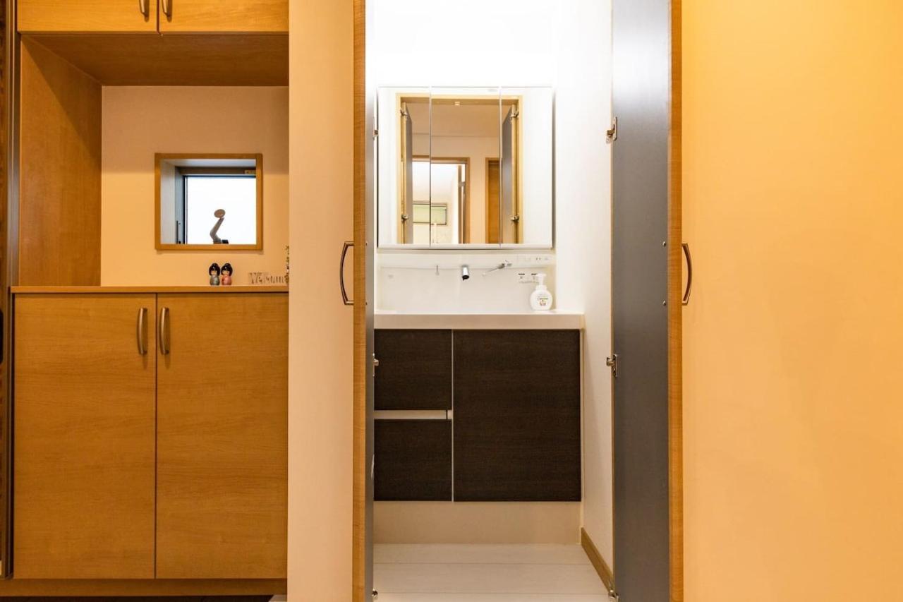 Apartment Kameari House *