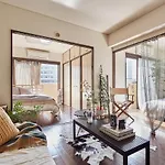 Holiday Places /Shibuya 5Min By Train