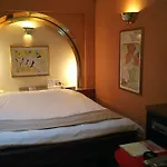 Hotel Sting (Adults Only)