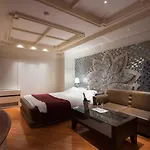 Hotel Perrier (Adults Only)