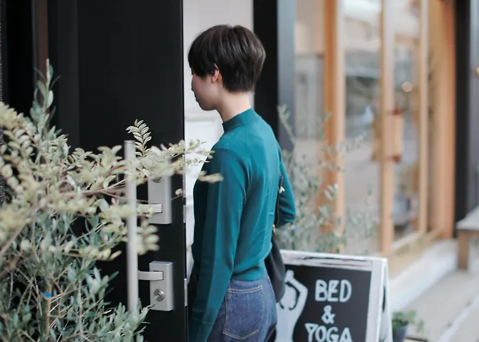 Bed And Yoga Tokyo - Hostel, Caters To Women