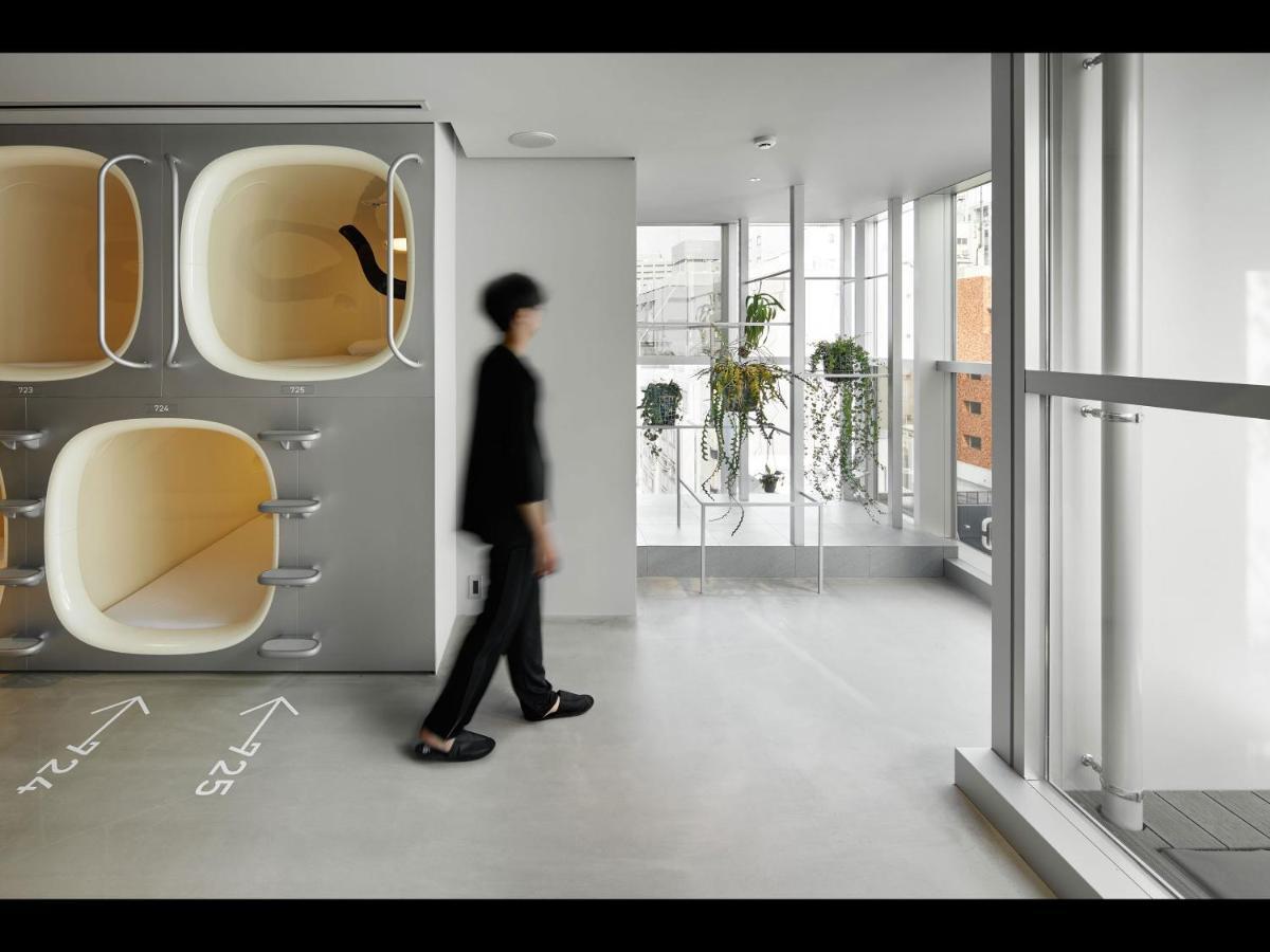 Nine Hours Hanzomon Capsule hotel