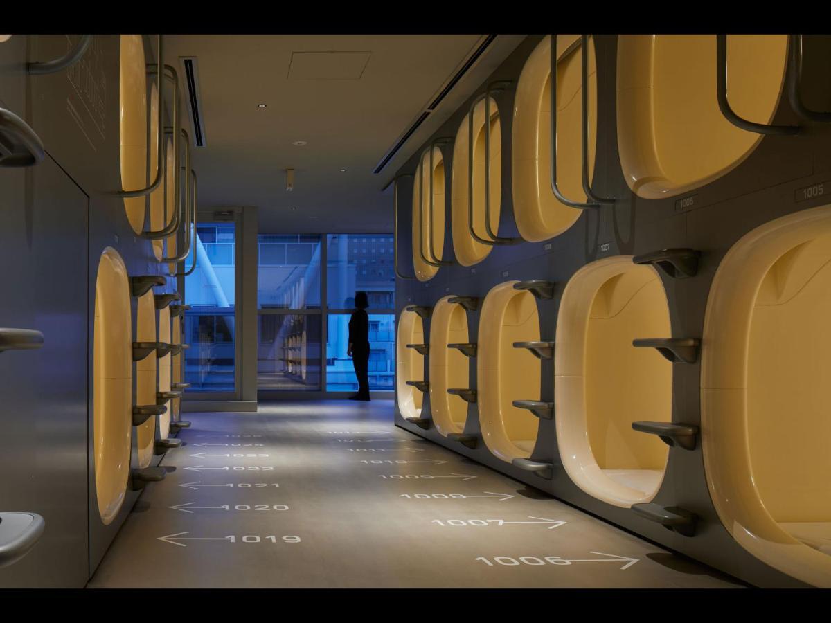 Capsule hotel Nine Hours Hanzomon Tokyo