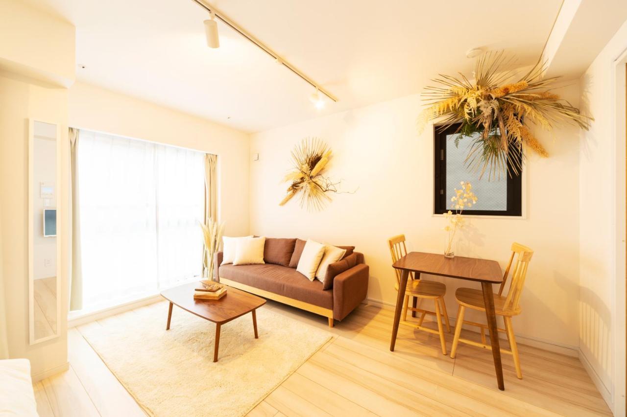 Give Higashi Nakano Apartment *