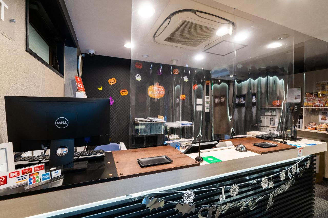 Capsule hotel Oyo Tetora Akabane *