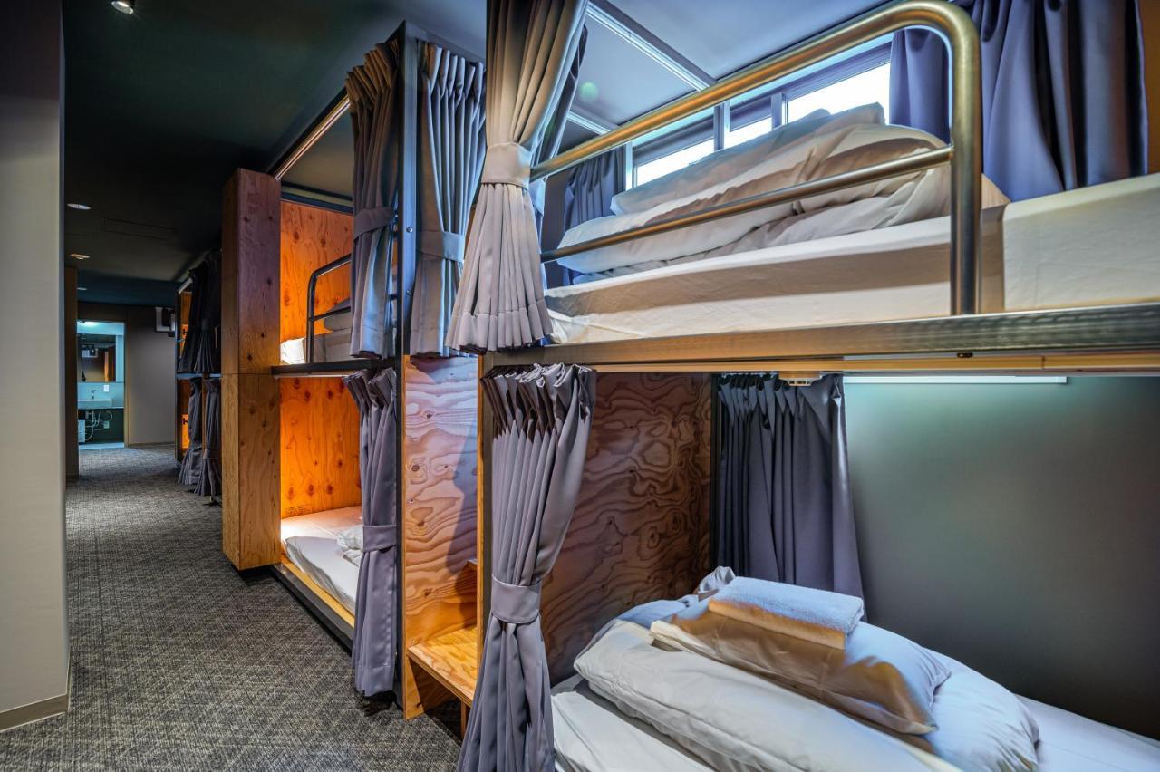 Wise Owl River Hostel *