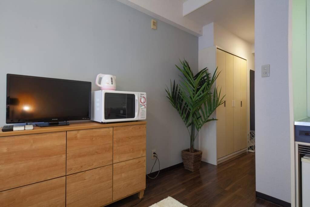Elm Takadanobaba C18 Apartment *