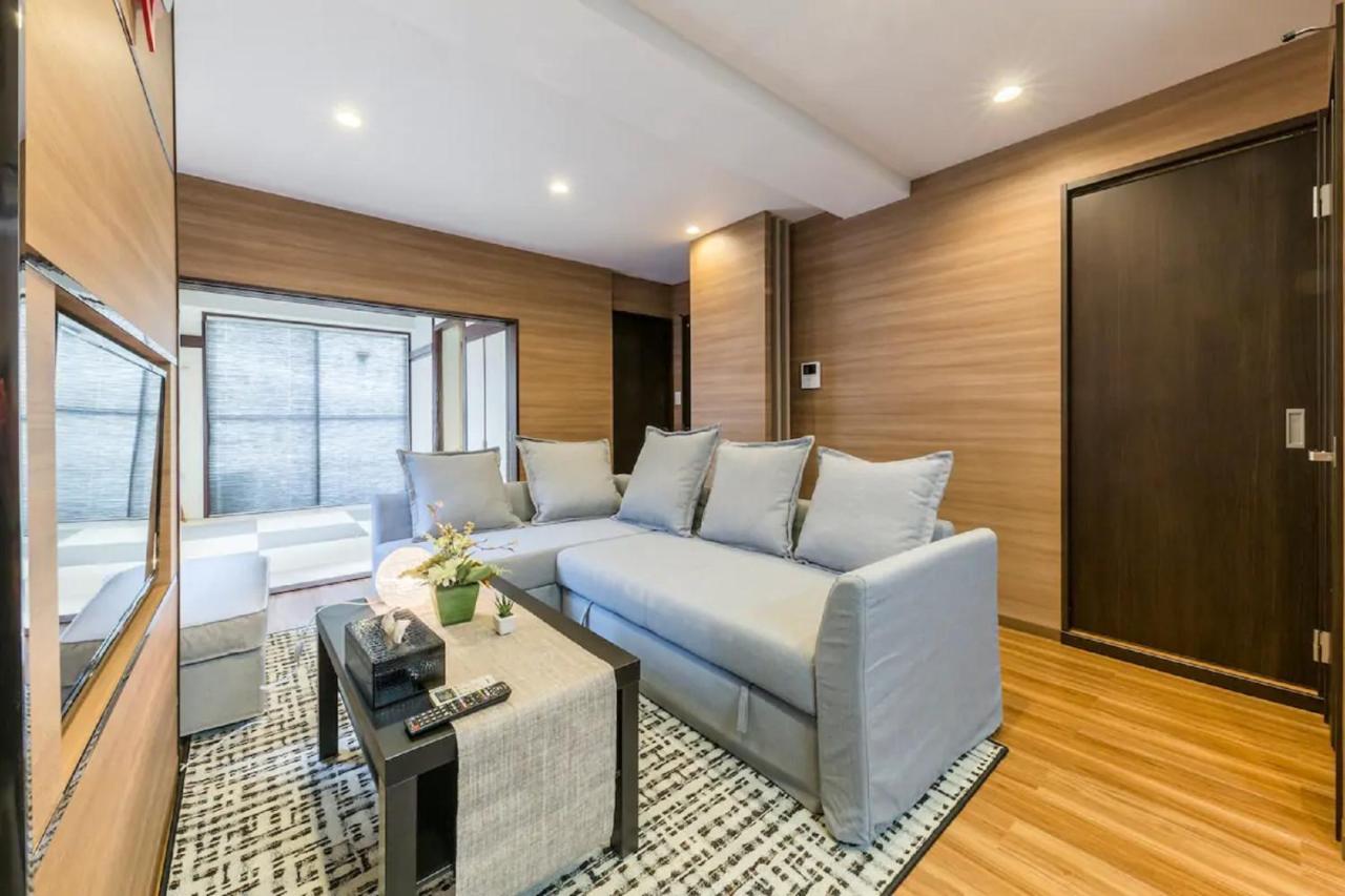 Sola House Apartment *