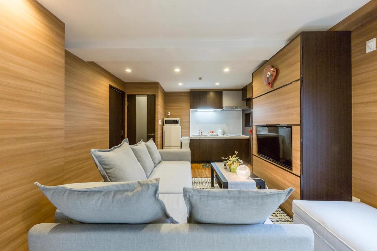 Sola House