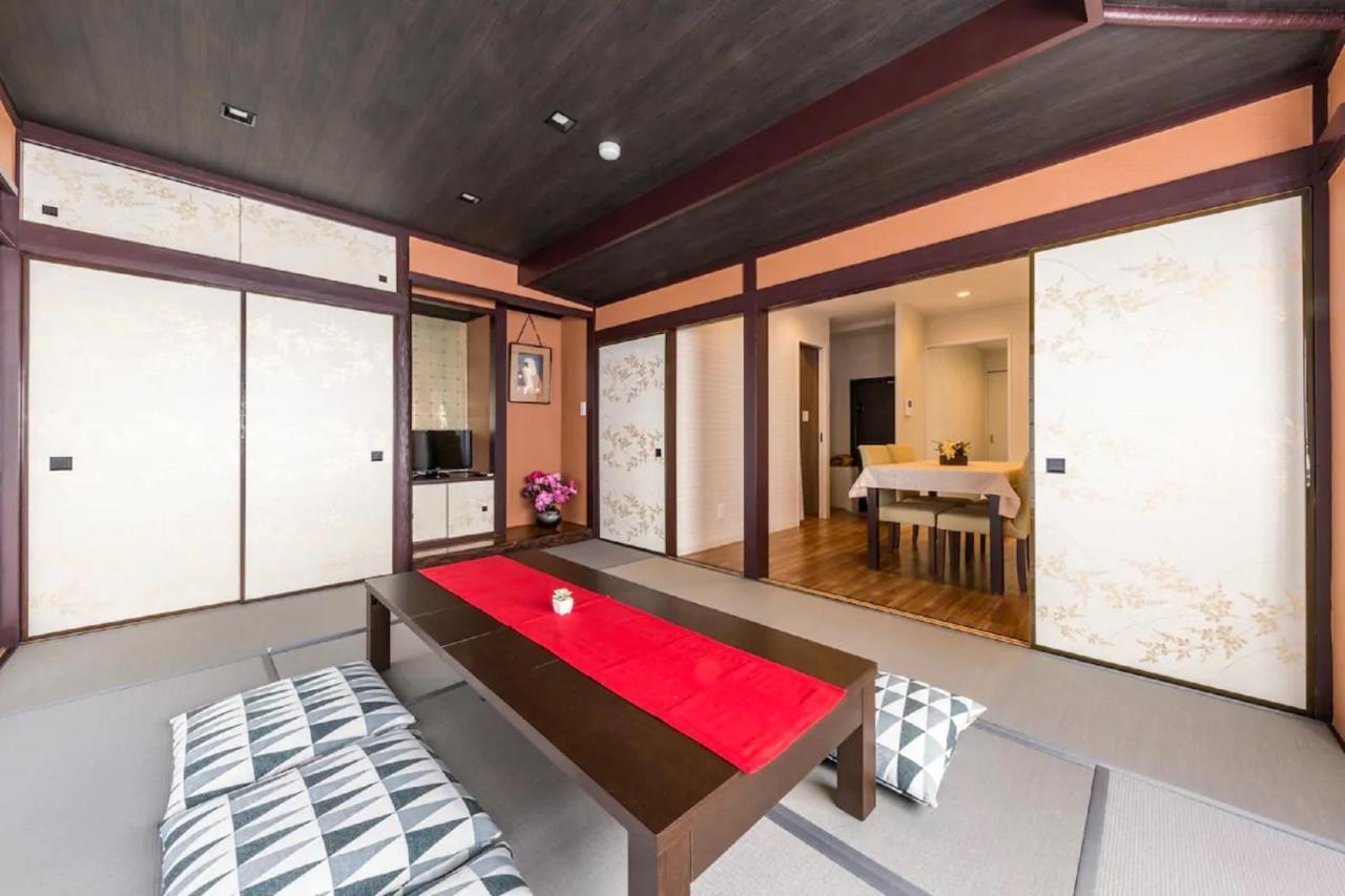 Sola House *
