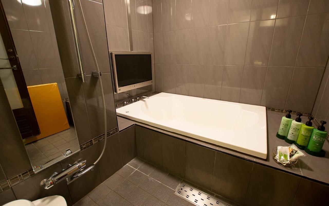 Love hotel All-inn Tokyo