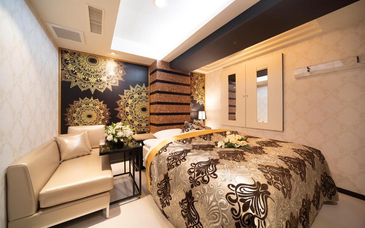 Love hotel All-inn Tokyo