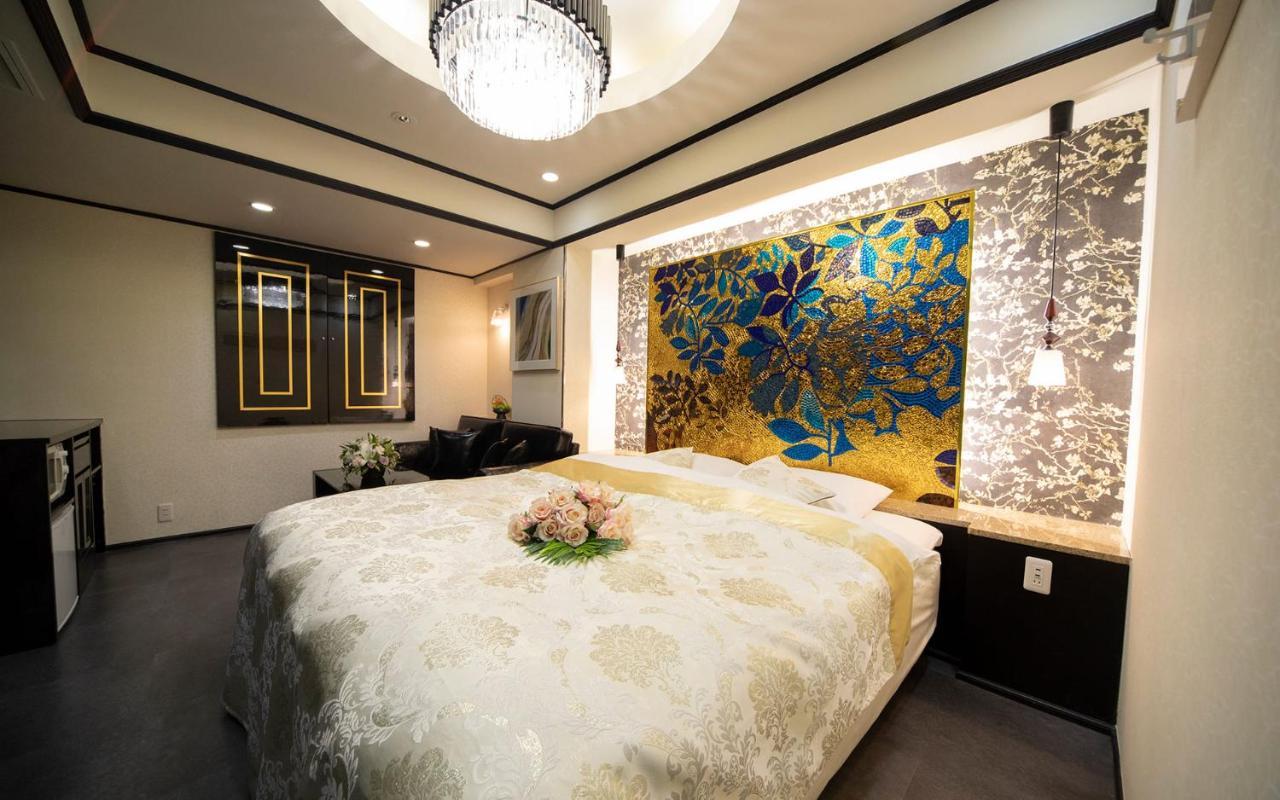 All-inn Love hotel *