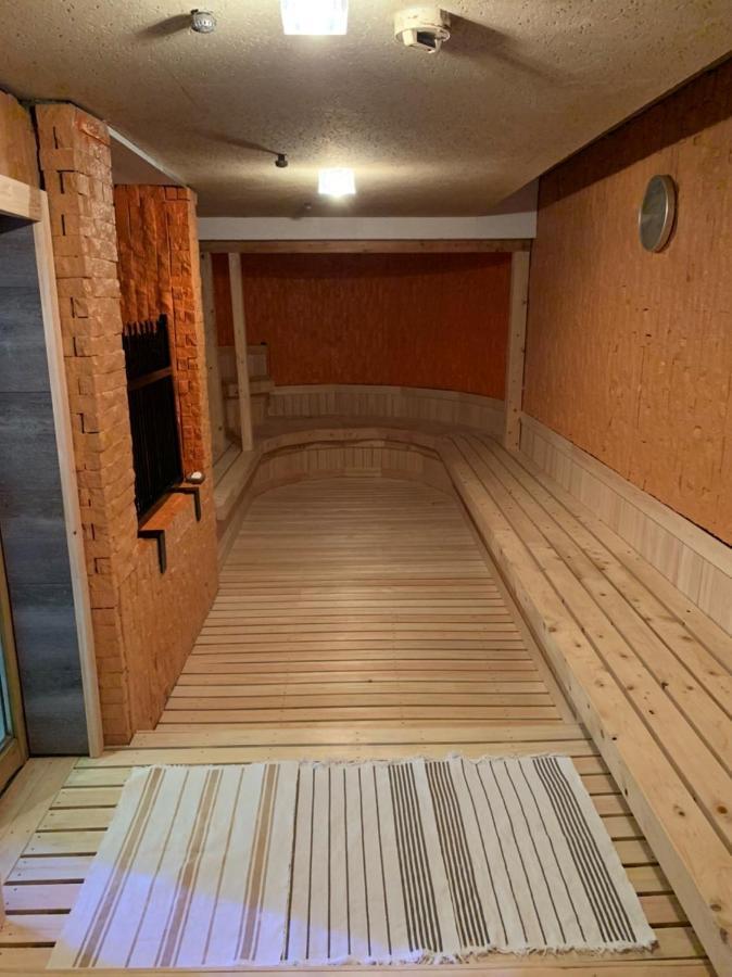 Capsule 310 Capsule hotel