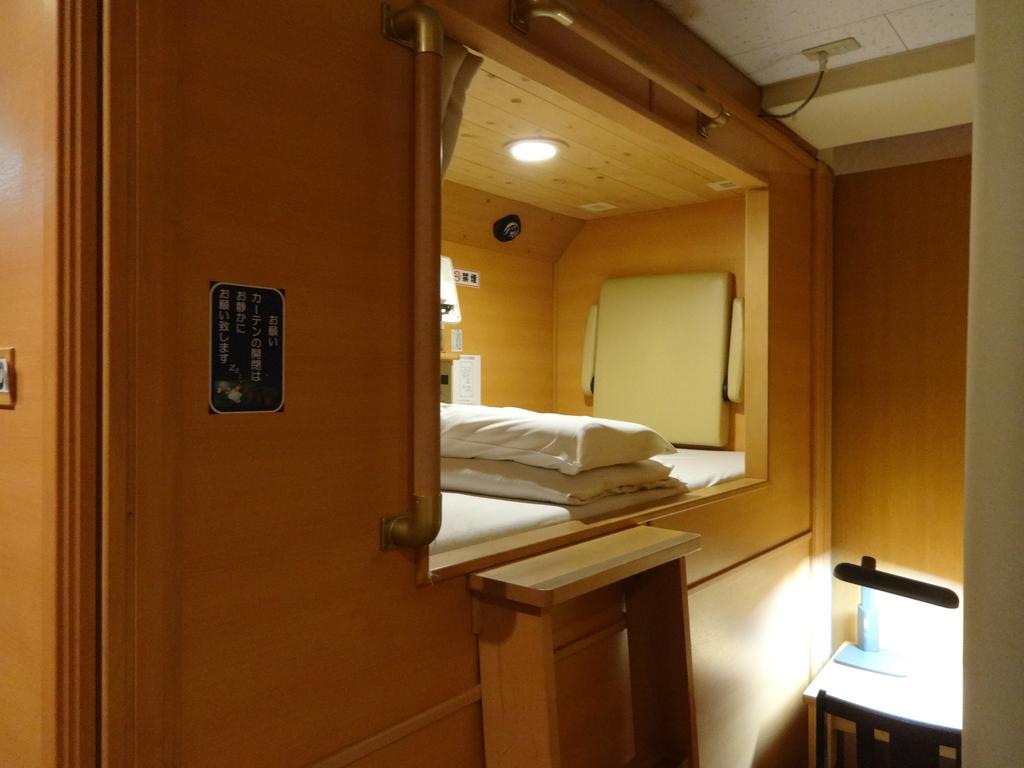President Capsule hotel