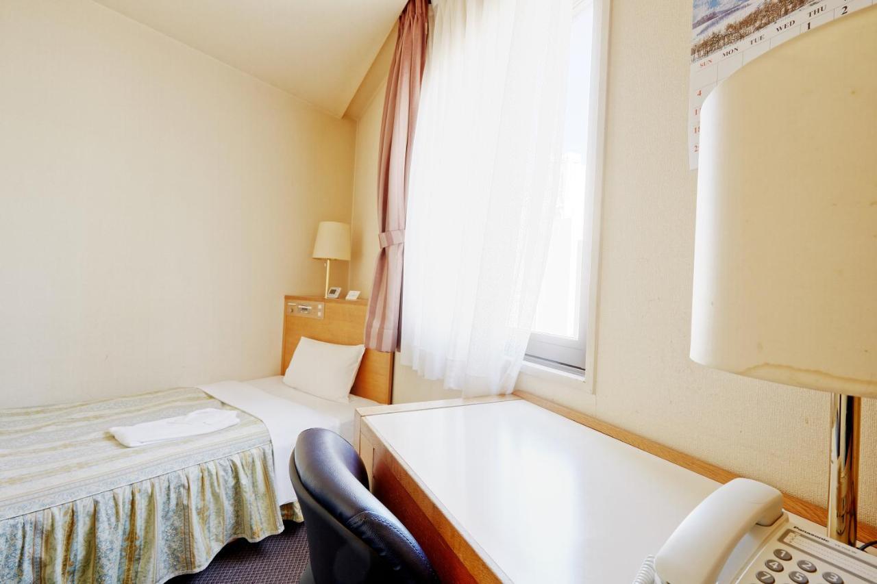 Hotel Royal Oak Gotanda 3*