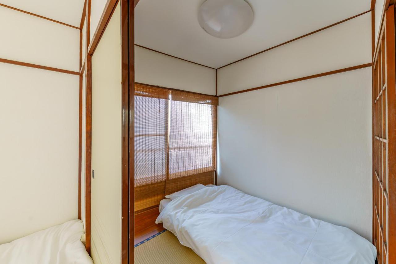 Yadoya Chigusacho Tokyo