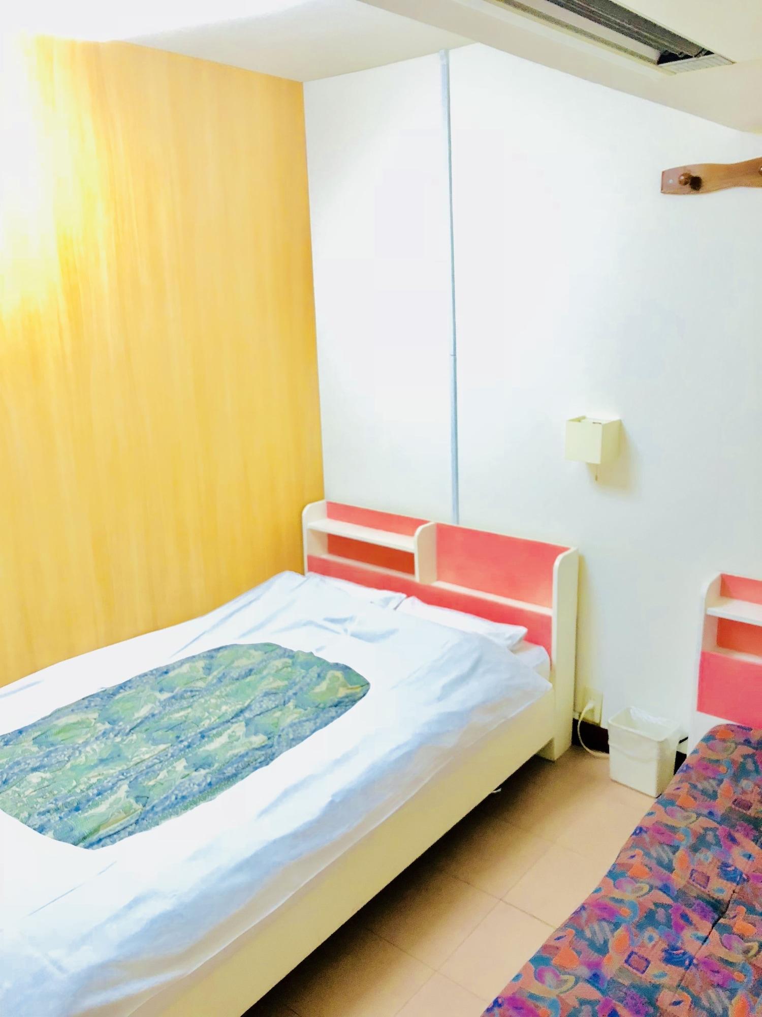 Hostel Houshi Kaikan