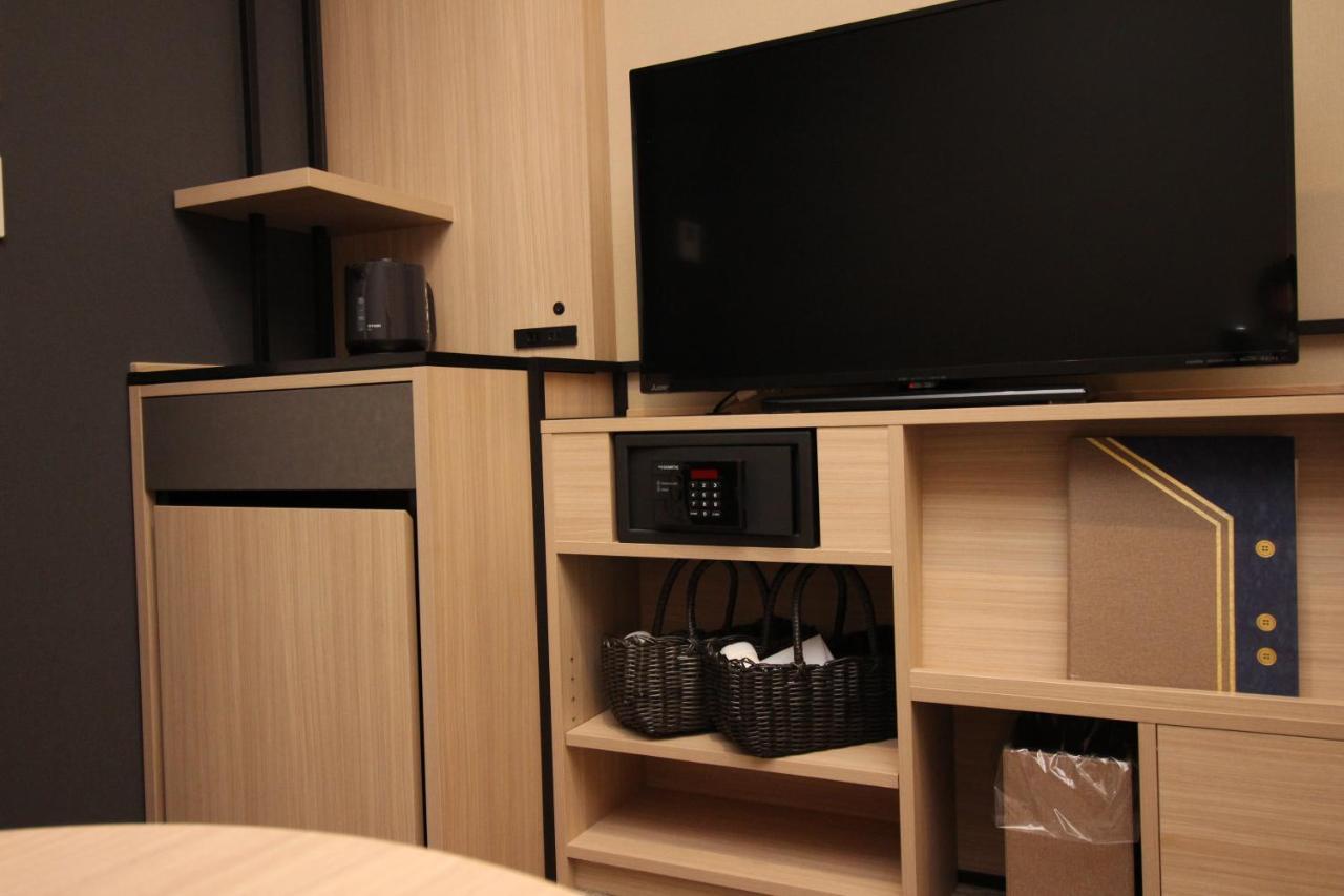 Almont Nippori 3*