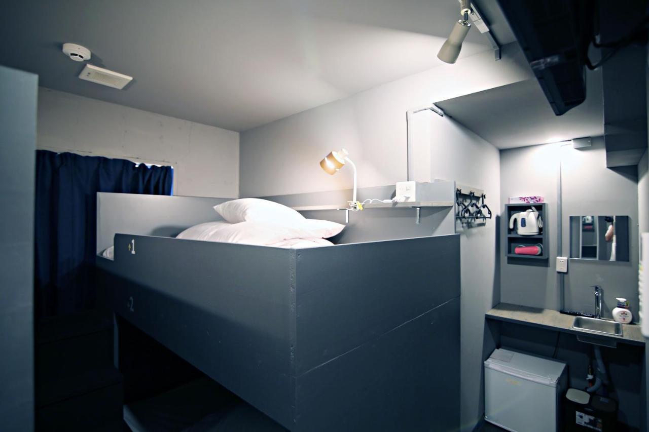 Rhodes Otsuka * Tokyo